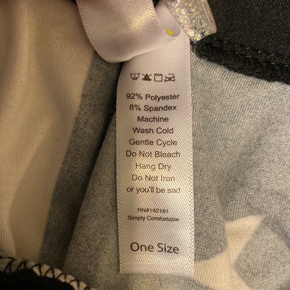 Black and White Leggings - Picture 4 of 7